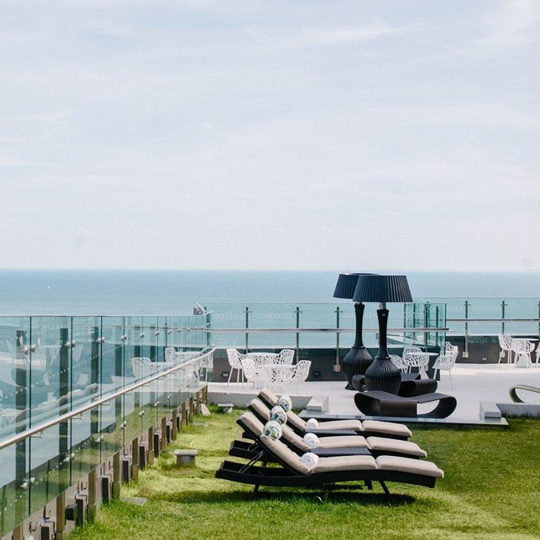 Rooftop lounge